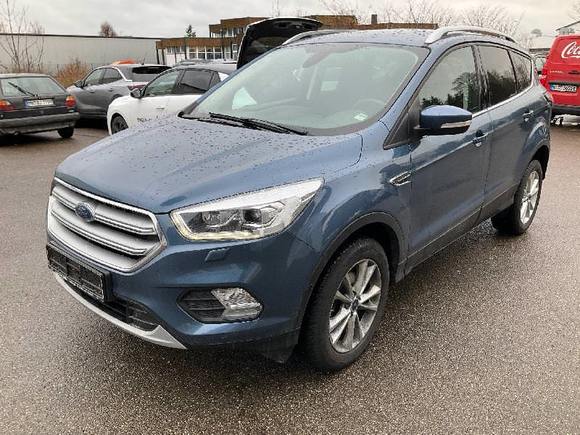 Vaizdas iš priekio kairės