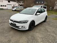 Vaizdas iš priekio kairės