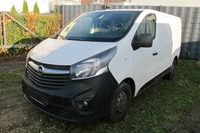 Vaizdas iš priekio kairės