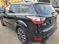 Vaizdas iš galo kairės