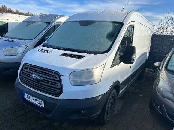 Vaizdas iš priekio kairės