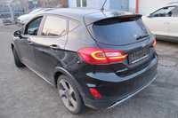 Vaizdas iš galo kairės