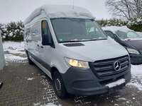 Náhled zpředu zprava