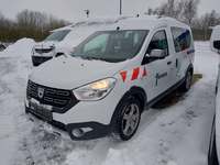 Pogled od napred levo