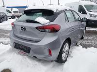 Pogled od pozadi desno