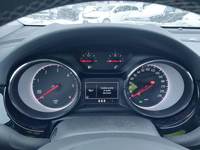 Pogled na kombinovani instrument