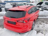 Pogled od pozadi desno