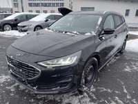 Pogled od napred levo