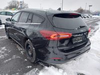 Pogled od pozadi levo