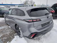 Pogled od pozadi levo