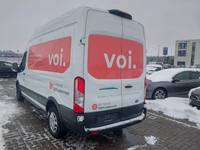 Pogled od pozadi levo