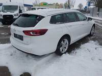 Pogled od pozadi desno