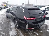 Pogled od pozadi levo