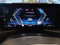 Pohľad na združený prístroj na palubnej doske