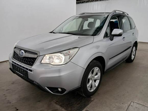 Vaizdas iš priekio kairės