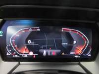 Pohľad na združený prístroj na palubnej doske