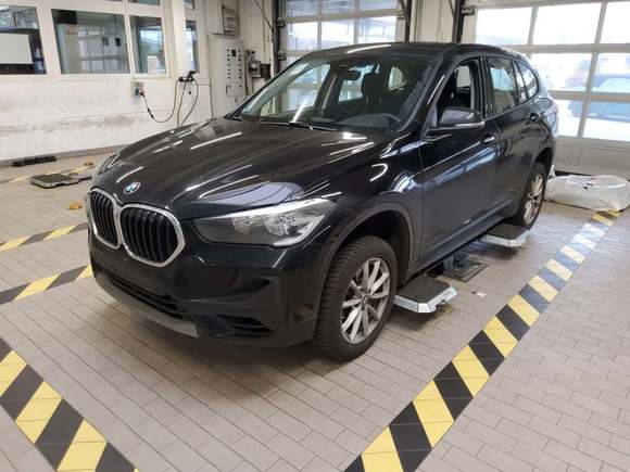 Náhľad spredu zľava