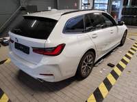 Náhľad zozadu sprava