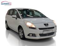 Pogled sprijeda desno