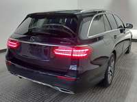 Widok z tyłu po stronie prawej