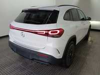 Widok z tyłu po stronie prawej