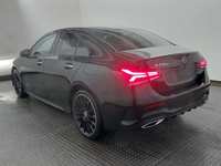 Widok z tyłu po stronie lewej