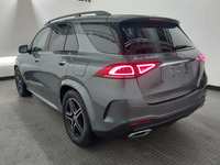 Pogled od pozadi levo