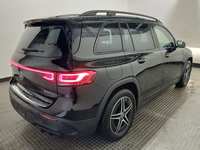 Widok z tyłu po stronie prawej