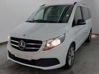 Pogled od napred levo