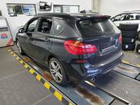 Вид сзади слева