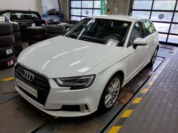 Vista anteriore sinistra