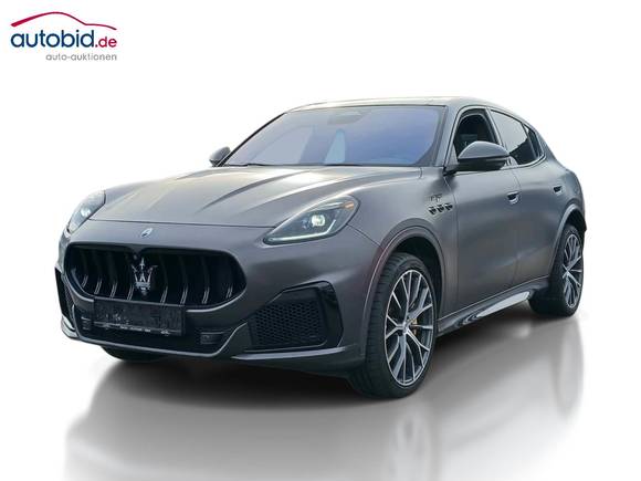 Náhled zpředu zleva