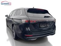 Vaizdas iš galo kairės