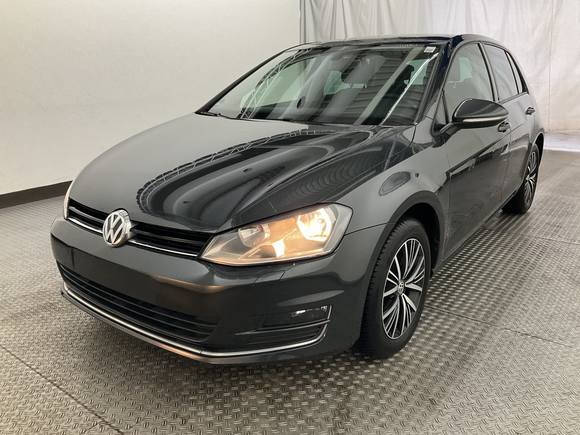 Vaizdas iš priekio kairės