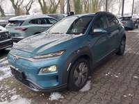 Skats no kreisās puses priekšā