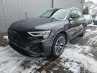 Skats no kreisās puses priekšā