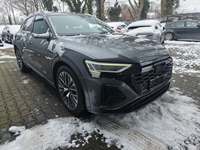 Náhled zpředu zprava