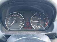 Pogled na kombinovani instrument