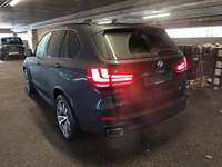 Pogled od pozadi levo