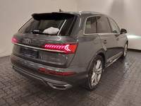 Pogled od pozadi desno