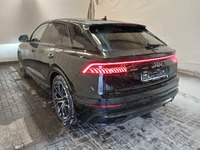 Pogled od pozadi levo