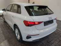 Pogled od pozadi levo