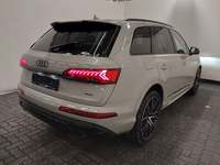 Pogled od pozadi desno