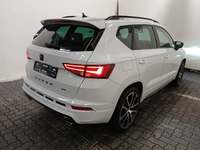 Pogled od pozadi desno