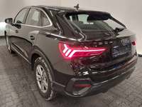 Pogled od pozadi levo