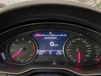 Pogled na kombinovani instrument