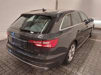 Pogled od pozadi desno