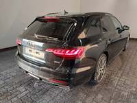 Pogled od pozadi desno