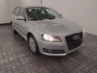 Náhled zpředu zprava