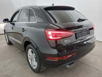 Vaade tagant vasakult